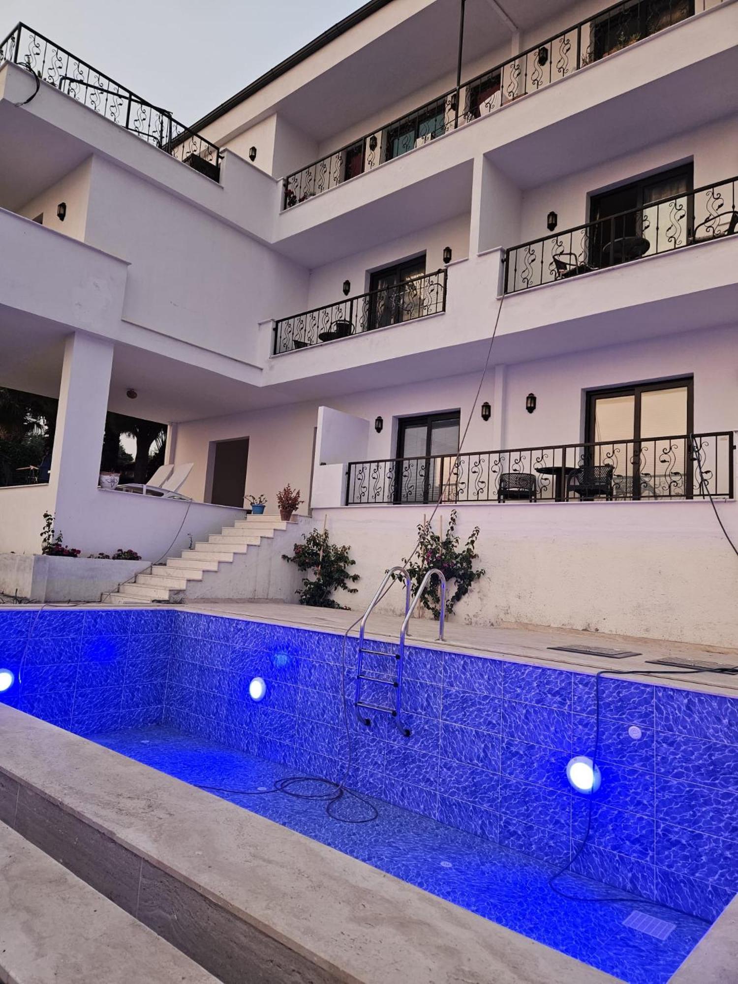 Manzara Hotel